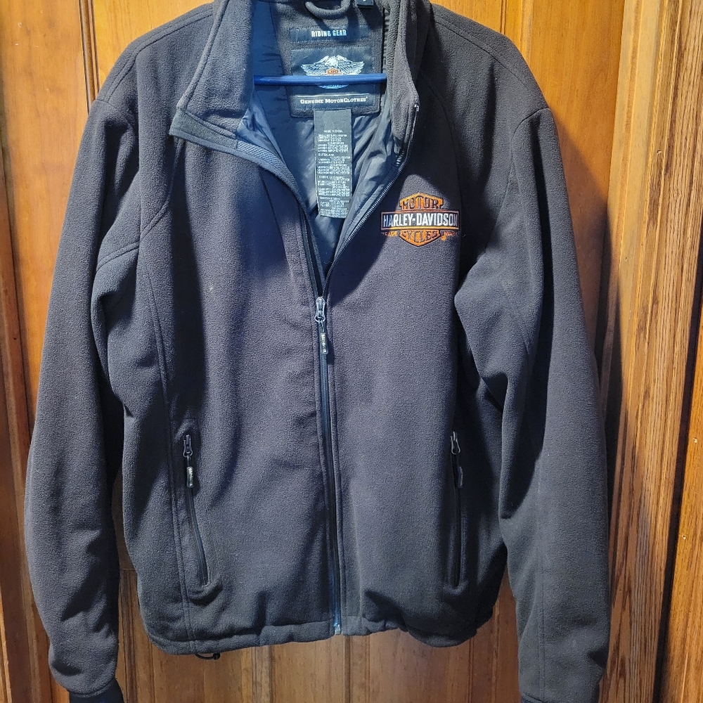 Men's Harley Davidson jacket size large.